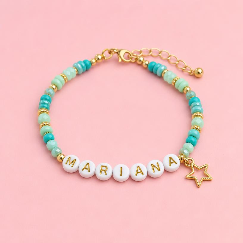 Pulseira personalizada com o nome Mariana